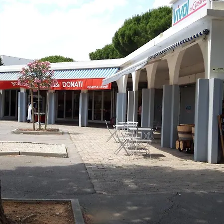 Les Floralies 2 - Avenue De Camargue * Le Grau-du-Roi