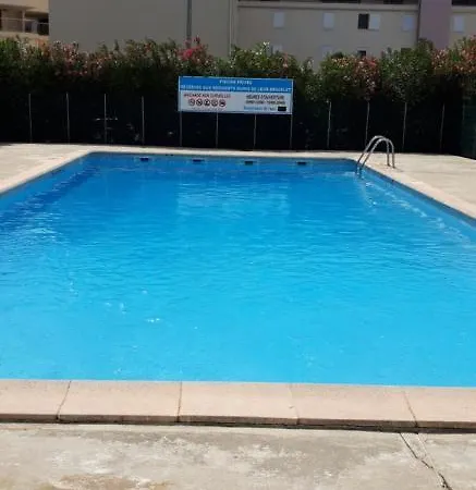 Les Floralies 2 - Avenue De Camargue Apartment *
